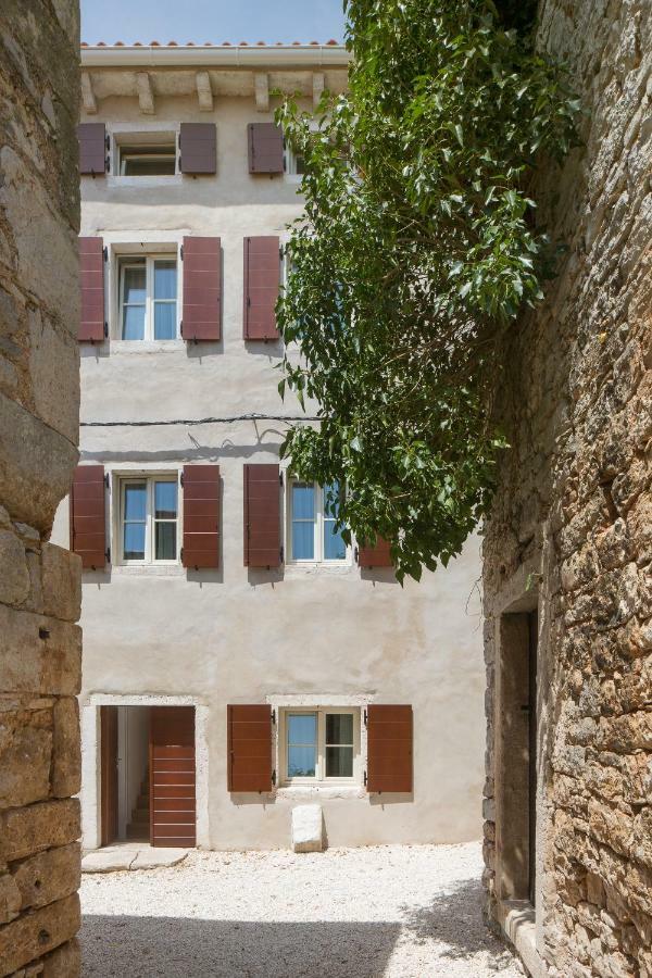 Luxury Town House Corto Bechera Bale Exterior photo